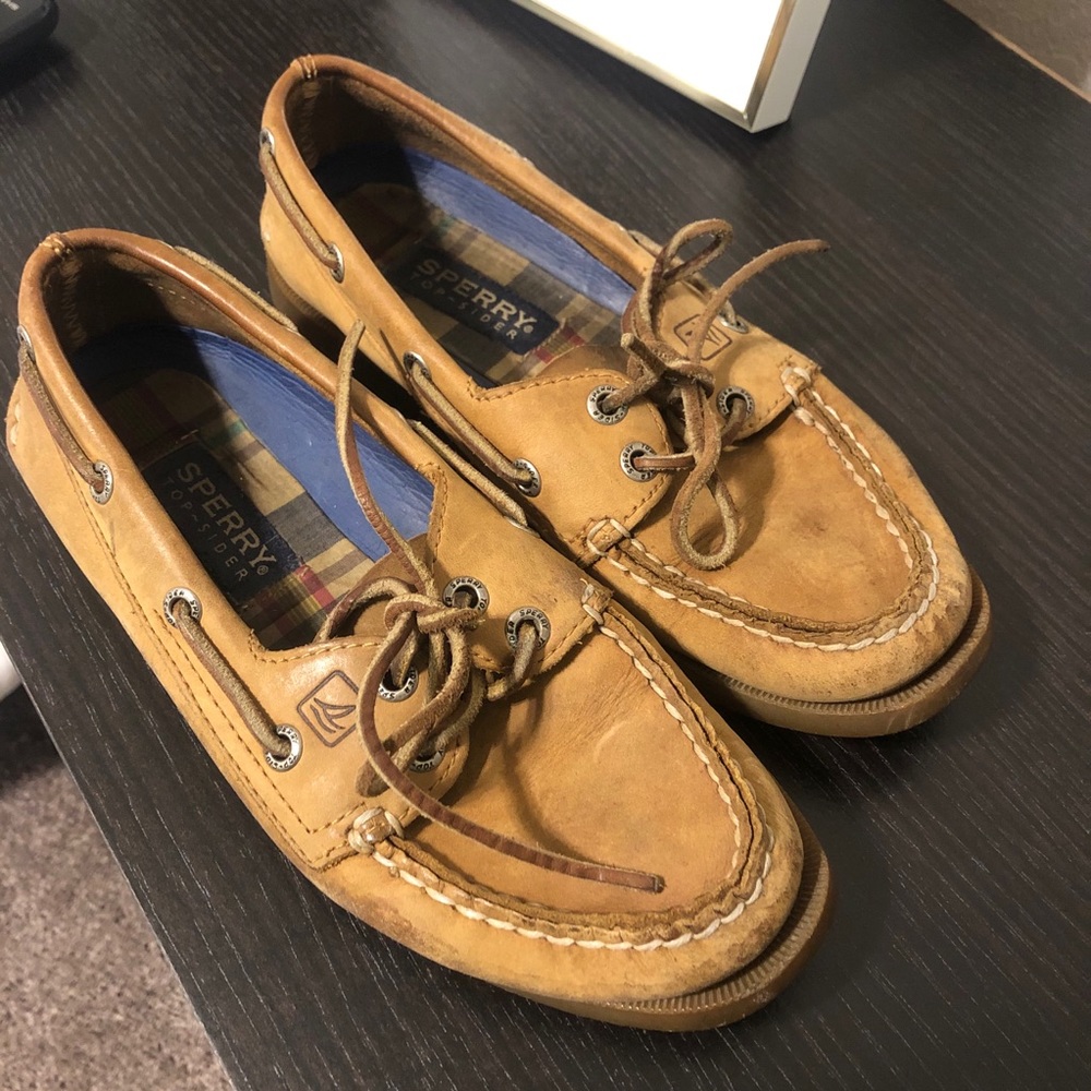 Sperry shoes
